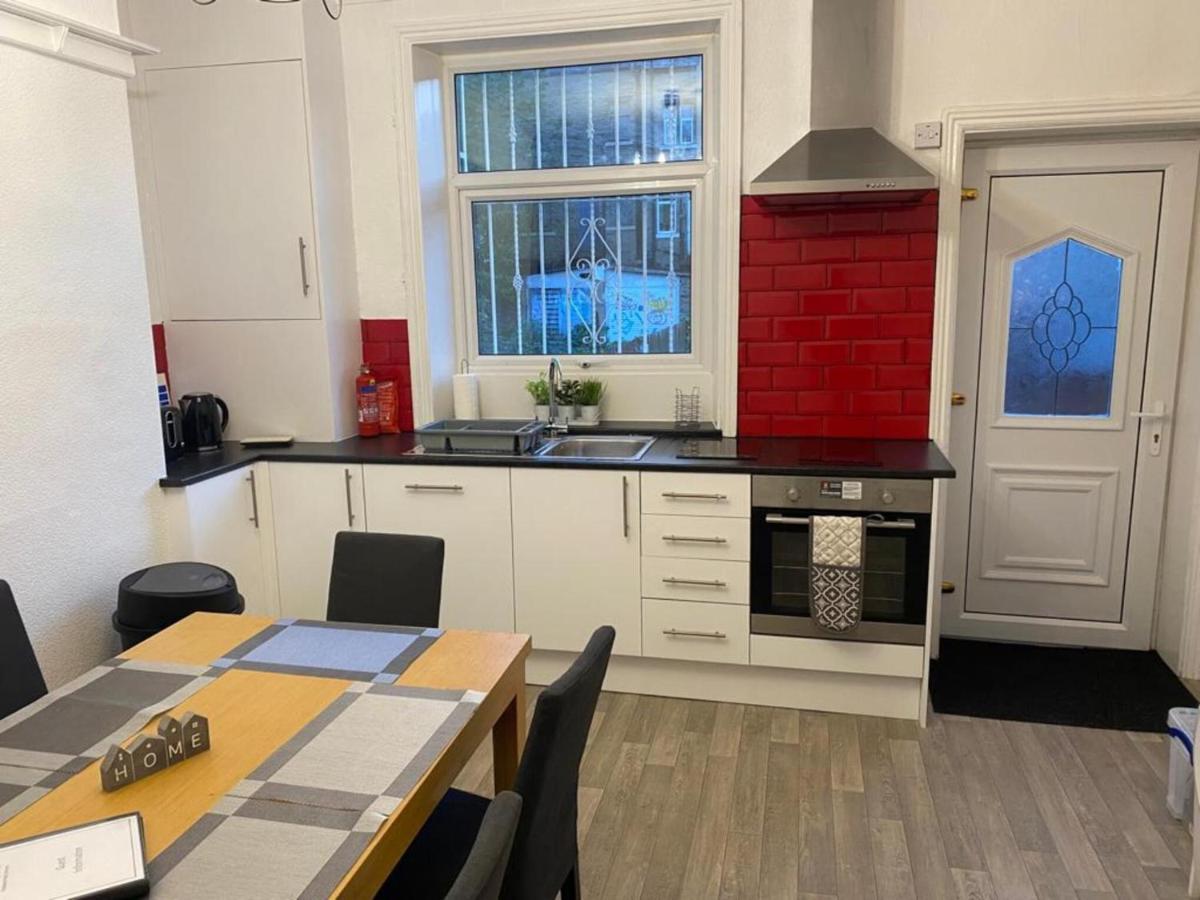 St Pauls Rd - Townhouse Accommodation Μπράντφορντ Εξωτερικό φωτογραφία